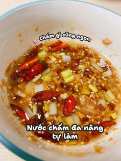 Nước chấm đa năng tự làm: Công thức nước sốt tỏi ớt, hành lá và hạt tiêu siêu ngon chấm gì cũng hợp