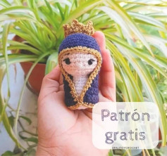 Patrón de ganchillo Mini Virgencita: Cabeza, Manto y Corona