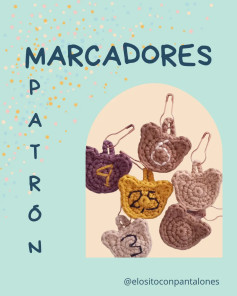 Patrón de marcadores de página crochet en forma de gusano con números bordados