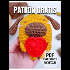 Patrón gratis perro amigurumi amarillo con corazón rojo