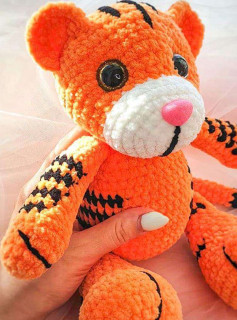 Patrón Gratis Tigre de Peluche Amigurumi Fácil
