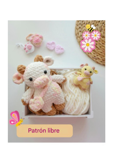 Patrón libre de amigurumi vaca con hilo felpa y colores pastel