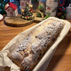 Plumcake con uvetta e marmellata