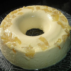 Pudim de abacaxi sem forno com leite de coco e gelatina