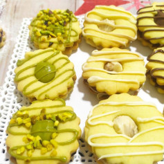 Ricetta Biscotti Decorati con Nutella, Pistacchio e Cioccolato Bianco