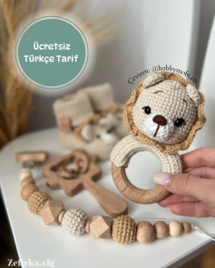 Ücretsiz Türkçe Tarif: Sevimli Aslan Şekilli Bebek Çıngırak Örgü Modeli