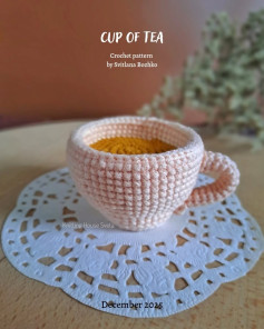 Cup of Tea: Free Crochet Pattern by Svitlana Bozhko - Miniature Peach Teacup with Mustard Yarn Interior