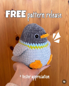 Free Amigurumi Crochet Pattern for Peter the Pigeon