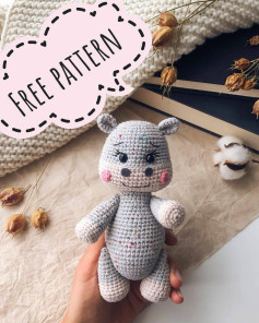Free Crochet Pattern for Cute Gray and Beige Bear Amigurumi Doll with Step-by-Step Instructions