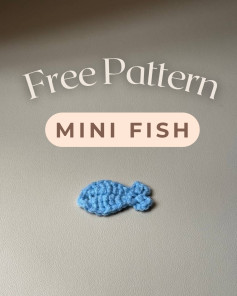 Free Crochet Pattern: Mini Fish - Cute Blue Flat Chart Tutorial