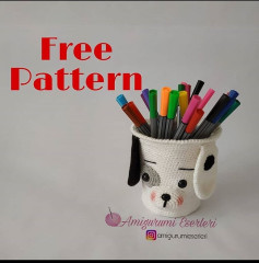 Free Pattern: Cute Spotted Dog Crochet Pen Holder Tutorial with Detailed Charts and Instructions