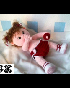 Hướng dẫn chi tiết cách móc búp bê amigurumi tóc xoăn, bao gồm các bước làm đầu, tay và chân