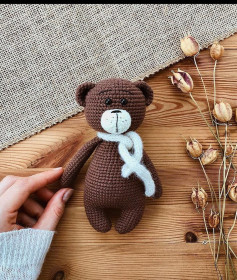 Hướng dẫn chi tiết cách móc gấu bông màu nâu (Kafa, Kulaklar, Kollar, Bacaklar ve Gövde)
