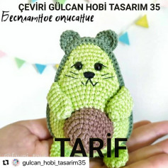Hướng dẫn móc len Amigurumi chuột sóc hình quả bơ xanh với hạt nâu, bao gồm chi tiết thân, tai và đuôi