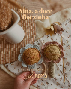 Nina, a doce florzinha: Receita Gratuita de Flor Amigurumi com Argola e Caule