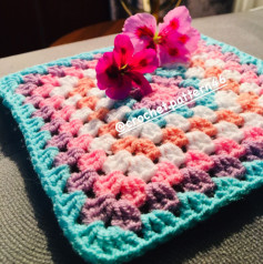 Pattern for Colorful Granny Square Crochet with Chart Diagram