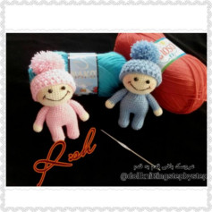 Rosh: Hướng dẫn chi tiết cách móc búp bê R.sh màu hồng và xanh với mũ pom-pom