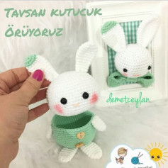 TAVŞANLI KUTUCUK - Hướng dẫn móc len búp bê thỏ hình hộp đựng đồ màu trắng xanh kèm bảng chart chi tiết